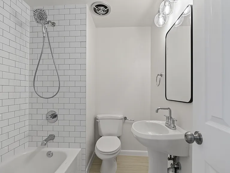 1206 W 6th Ave — Photo 14