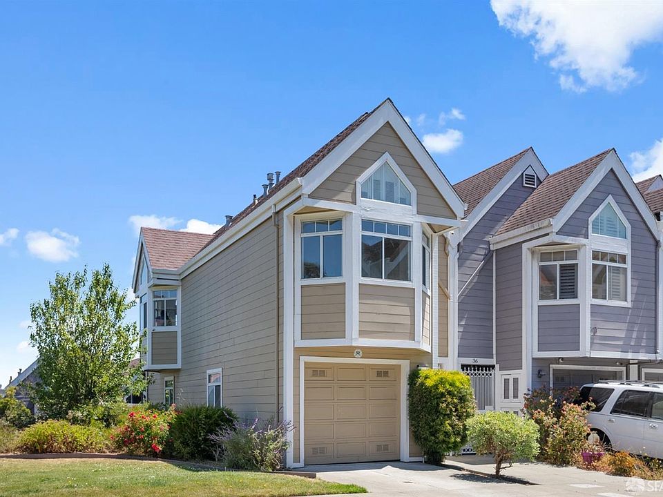 1st image of 38 Rebecca Ln