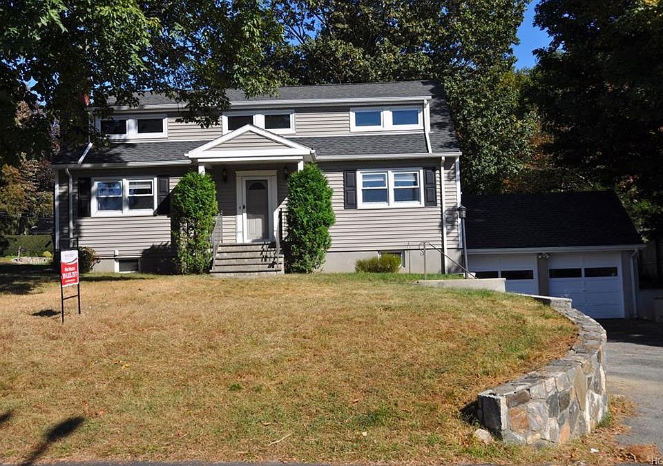 1st image of 70 W Lake Dr