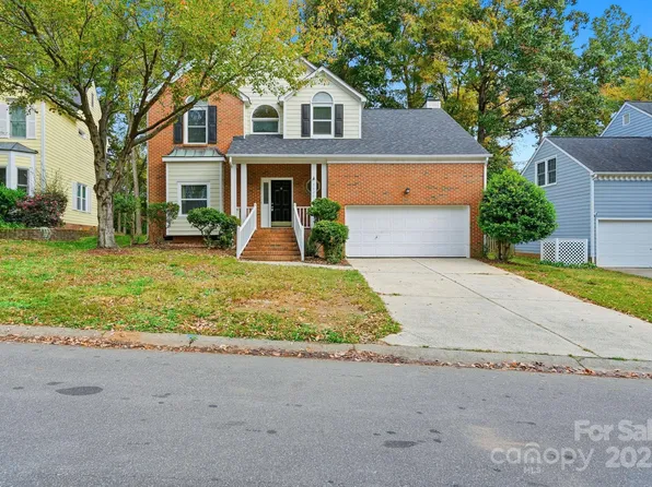 9626 Whitewood Trl, Charlotte, NC 28269