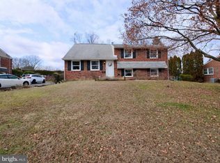 606 Cambridge Rd, Brookhaven, PA 19015