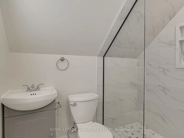 17 Uno Dr — Photo 21