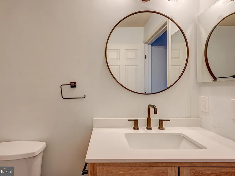 8905 Stone Creek Pl #102 — Photo 23