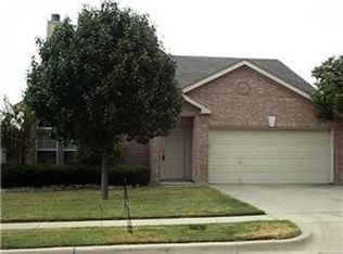 4832 Stetson Dr S, Fort Worth, TX 76244