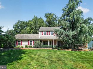 1006 Weikel Rd, Lansdale, PA 19446