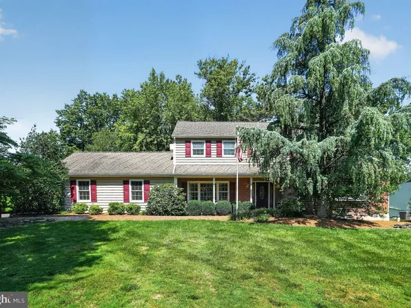 1006 Weikel Rd, Lansdale, PA 19446