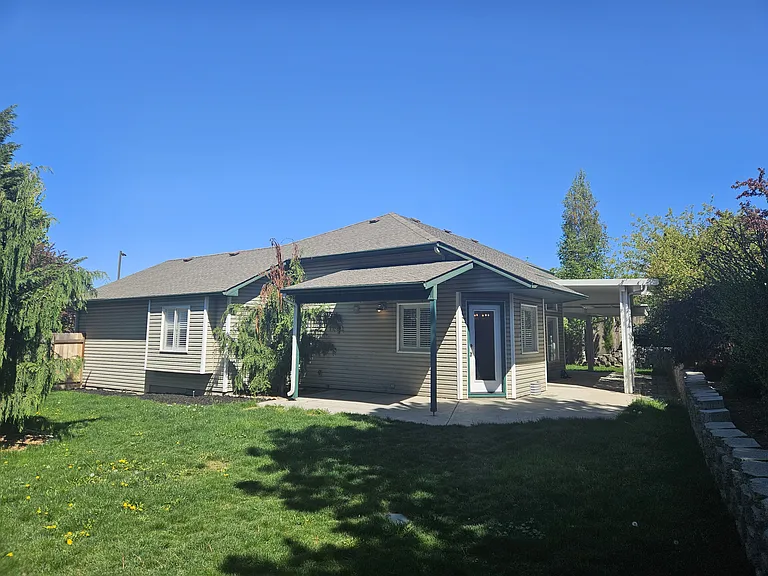 13845 W Hartford Dr — Photo 18