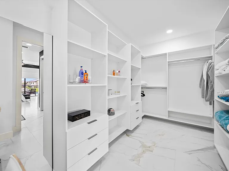 2636 Surfside Blvd — Photo 16