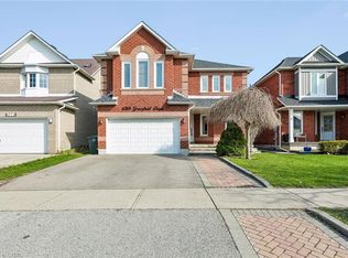 6769 Gracefield Dr, Mississauga, ON L5N 6T5