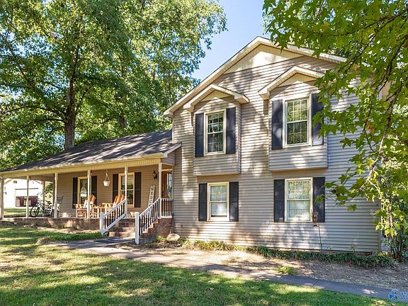 2nd image of 277 Stacey Ln