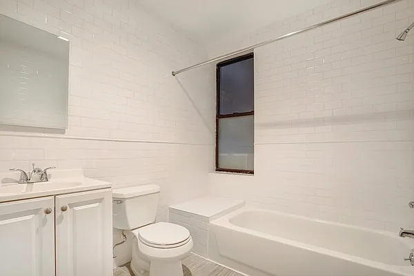 Rented by Algin Management | media 24