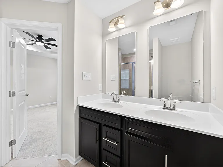 526 Dogwood Ln — Photo 18