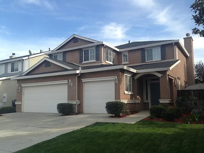 2470 Garrett Ct photo 1