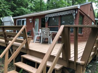 96 Aberdeen Rd, Goshen, MA 01032