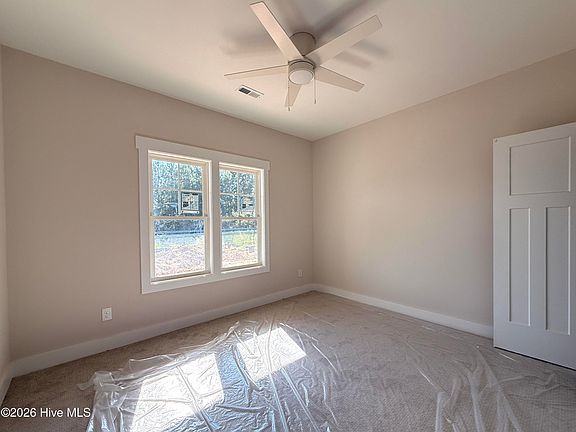 5th image of 454 James Street