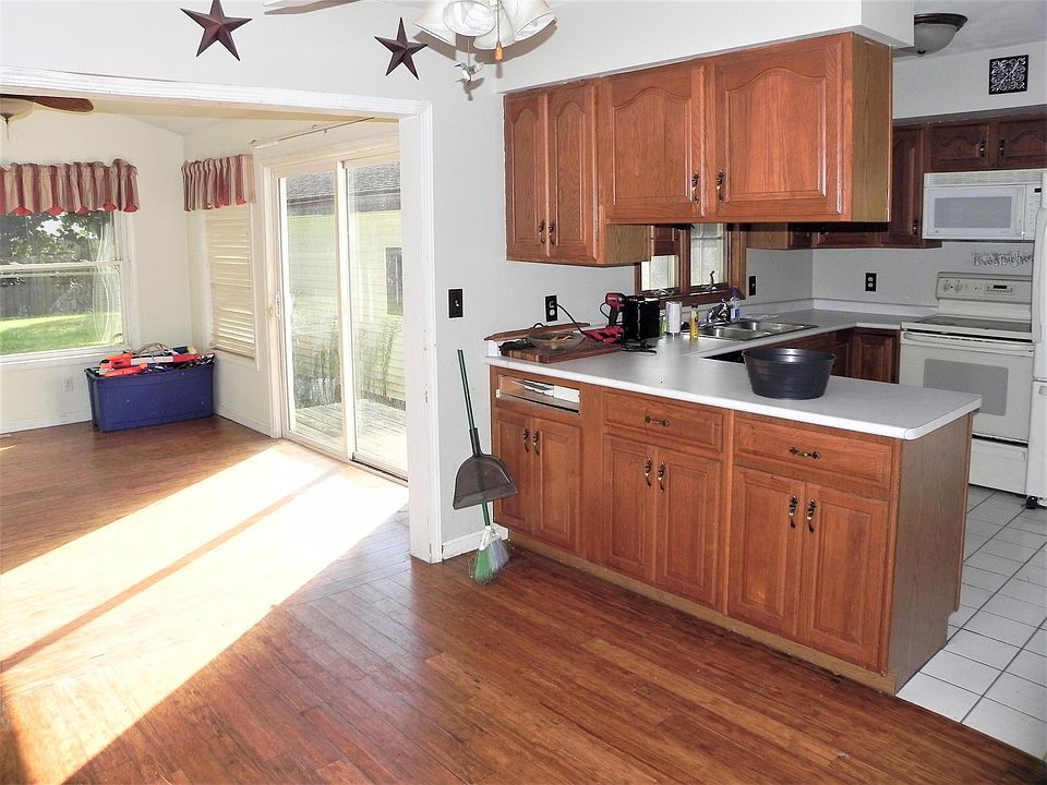 110 Ahlgrim St, Burr Oak, MI 49030 Zillow