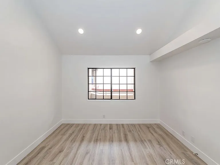 941 W Carson St #306 — Photo 14