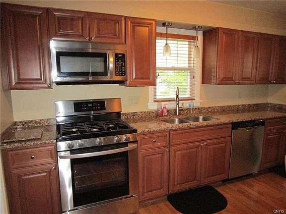 5th image of 15 Letchworth St