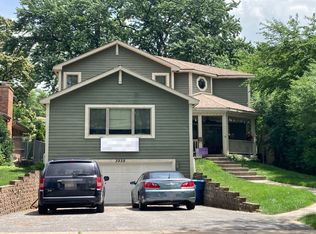 3939 Elm St, Downers Grove, IL 60515