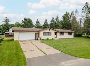 198 W 4th St, Caspian, MI 49915