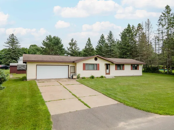 198 W 4th St, Caspian, MI 49915