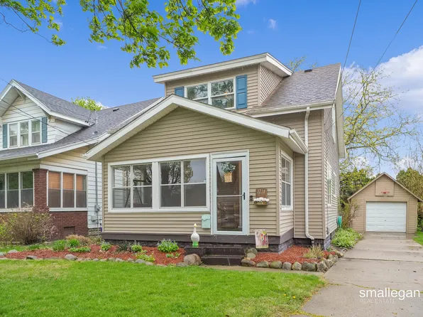 1210 Park St SW, Grand Rapids, MI 49504
