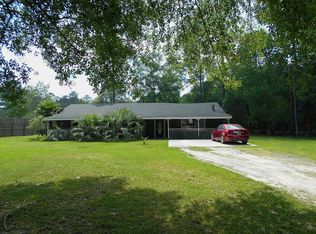 515 Countrywood Cir, Sour Lake, TX 77659