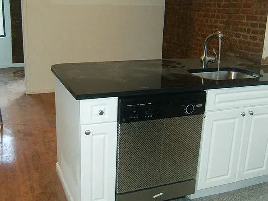 Rented by Sky Management | media 26