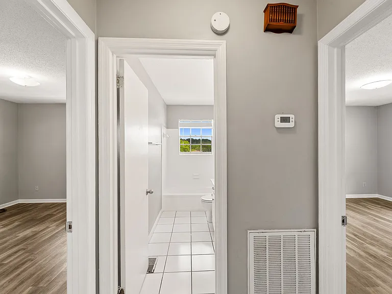 7164 Holland Ln — Photo 18
