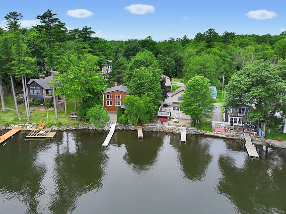 3rd image of 15 White Birch Lane