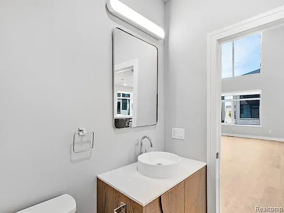 953 Smart Town Dr — Photo 7
