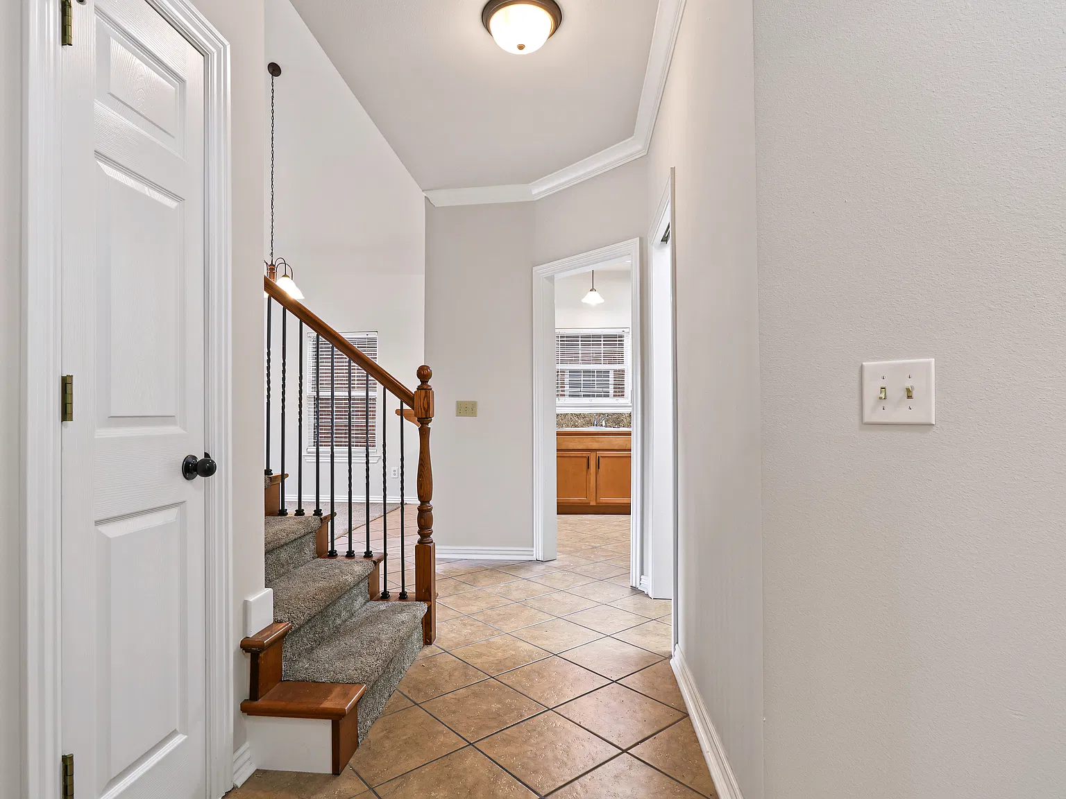 2558 N Oakland Zion Rd — Photo 4