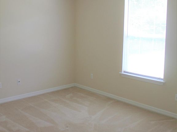 5th image of 8244 Torres St