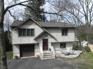 3 Laurie Rd, Landing, NJ 07850