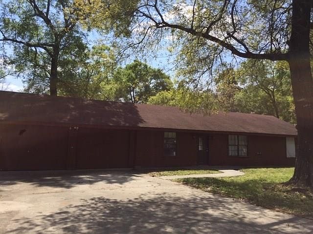 1st image of 18870 Rolling Hills Dr