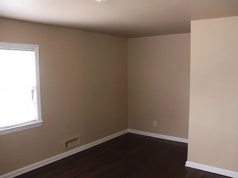 1519 Giddings Ave SE — Photo 9