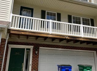 565 Silver Leaf Dr, Christiansburg, VA 24073