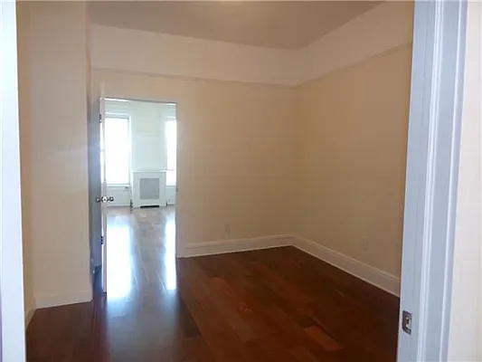 Rented by Dorsa Group | media 33