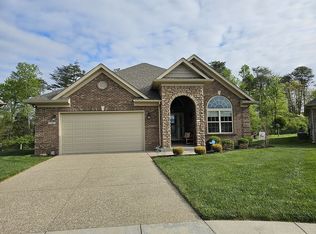 9800 Cedar Garden Dr, Louisville, KY 40291