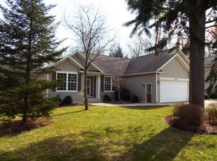 13286 Ravine View Dr, Grand Haven, MI 49417