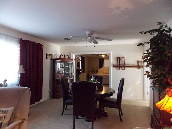 3rd image of 125 S Lake Dr