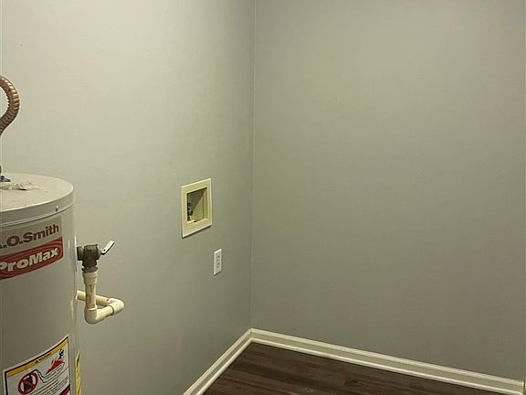 2nd image of 2532 Jersey Ct