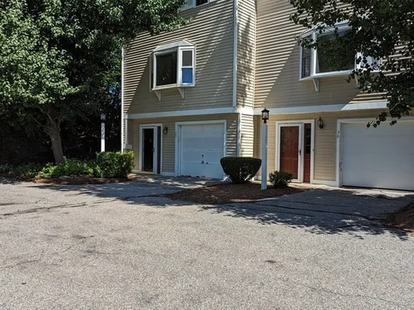 29 Whittier St #29, Amesbury, MA 01913