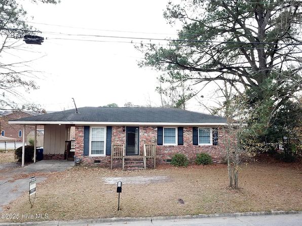 110 Hammond St, Winterville, NC 28590