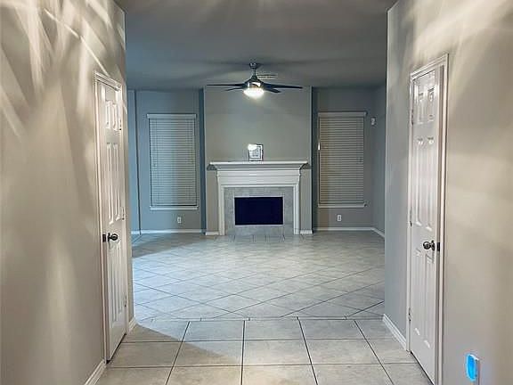 2nd image of 2908 Emerald Brook Ln