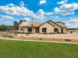 418 Salt Grass Trl, Bandera, TX 78003