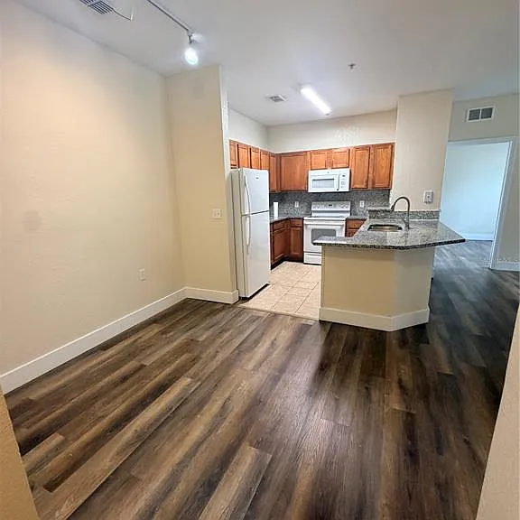 8137 Claire Ann Dr #207 — Photo 3