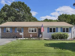 32 Brandeis Rd, Parlin, NJ 08859