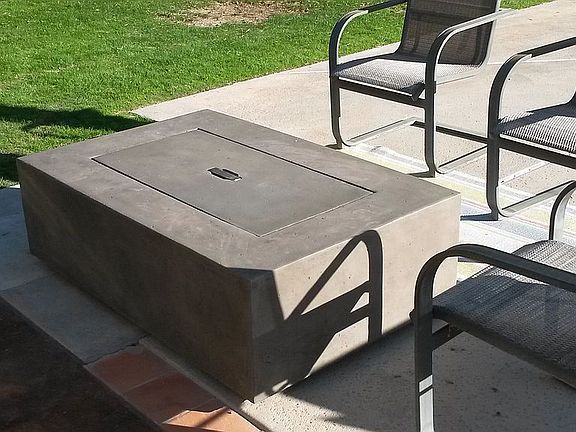 Natural gas fire pit