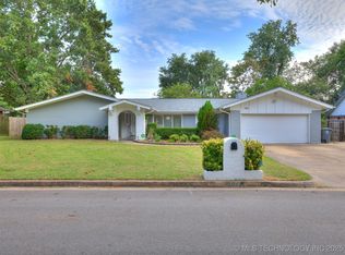 7124 E 69th St, Tulsa, OK 74133